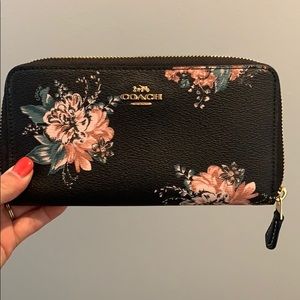 Coach wallet